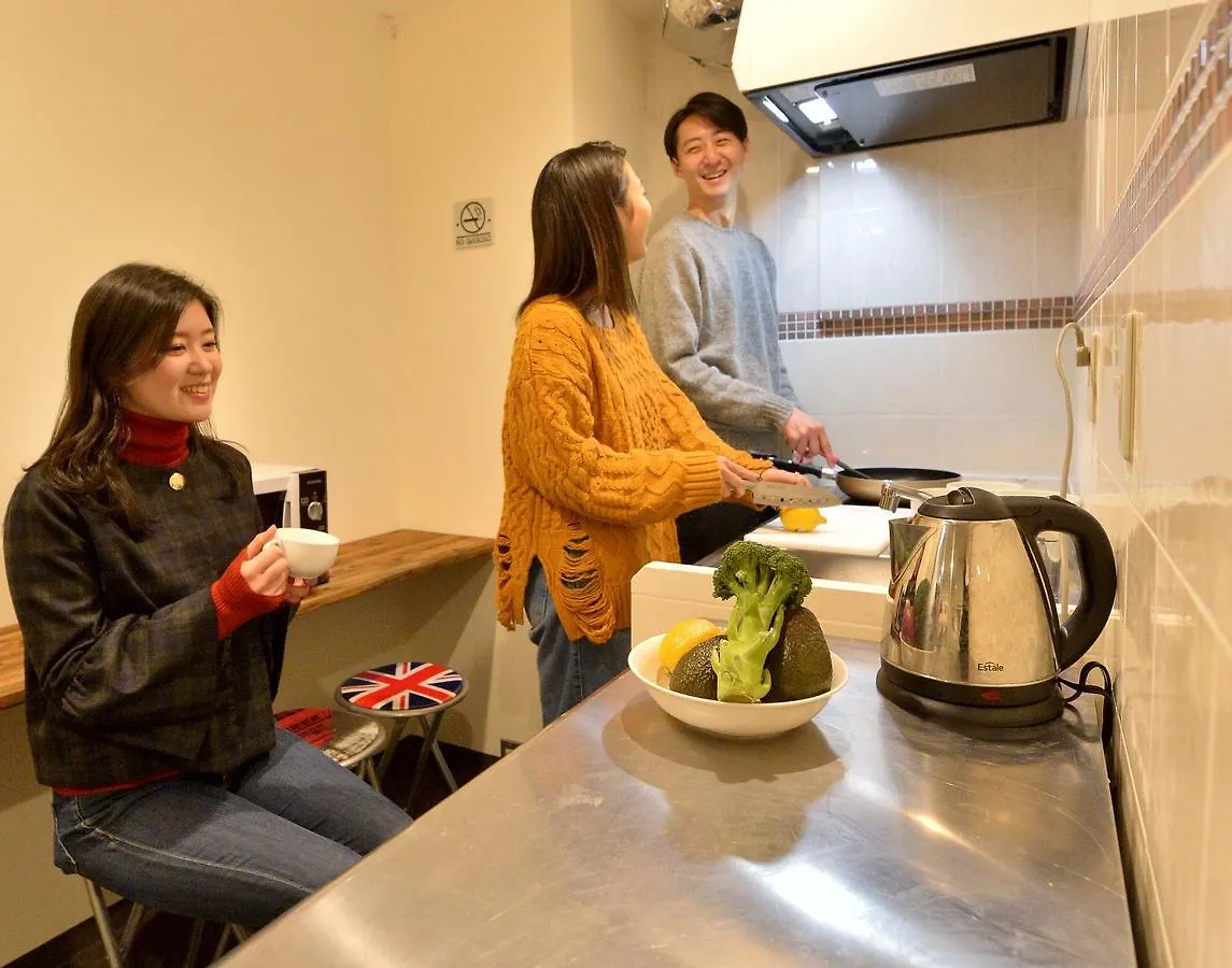 Hostel Waqwaq 東京 上野 浅草 東京都 0*,